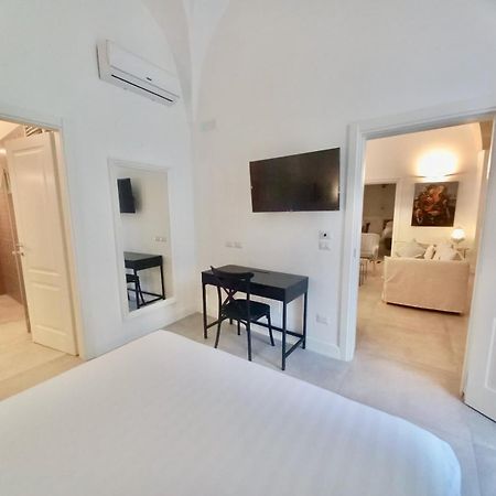 Li Frati Suite Lecce Exteriör bild