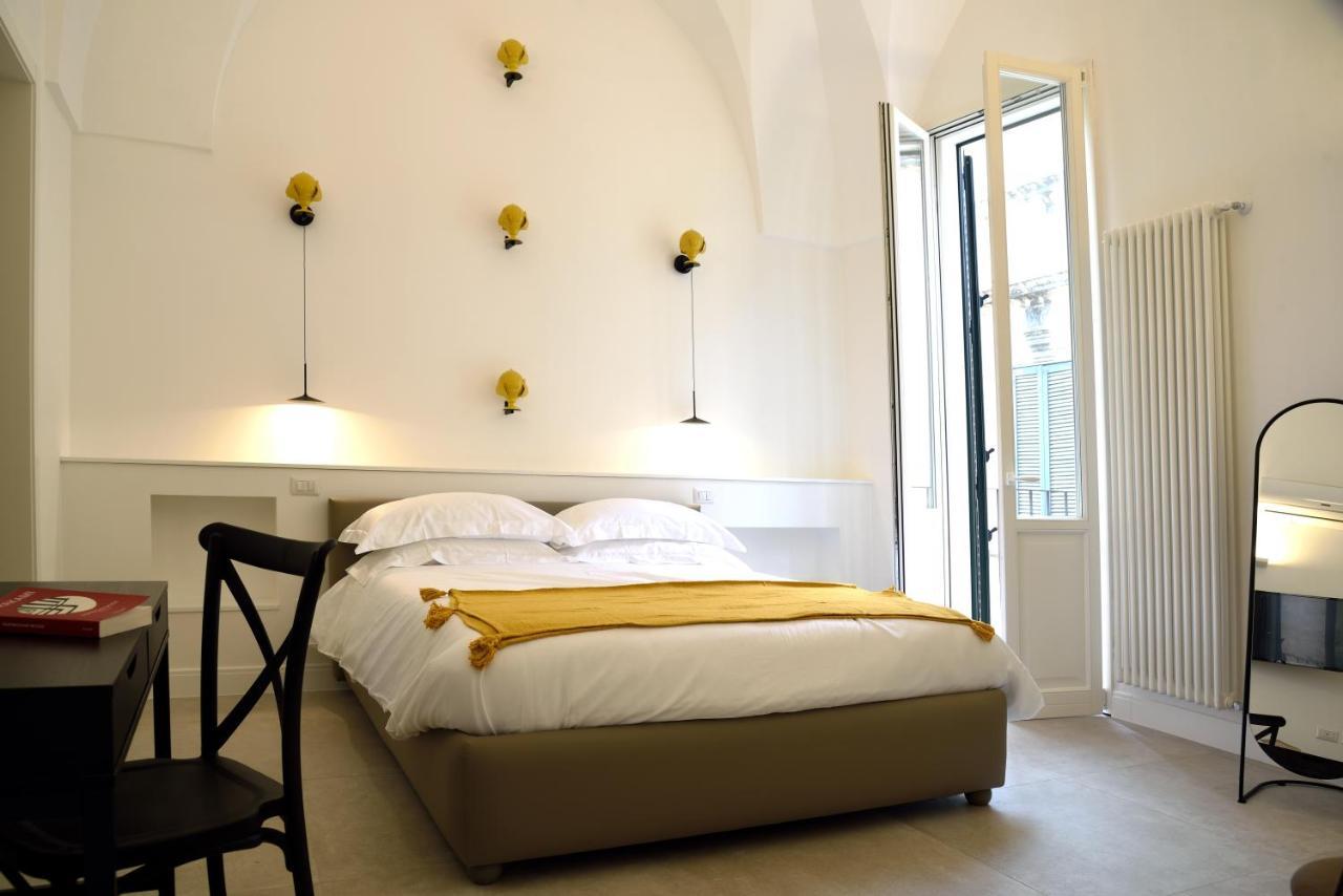 Li Frati Suite Lecce Exteriör bild