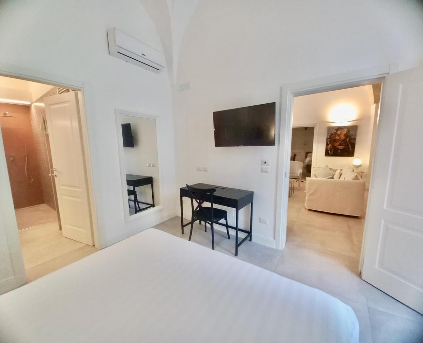 Li Frati Suite Lecce Exteriör bild