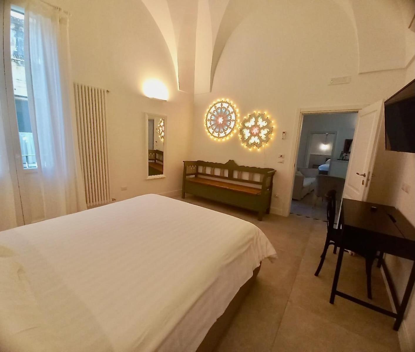 Li Frati Suite Lecce Exteriör bild